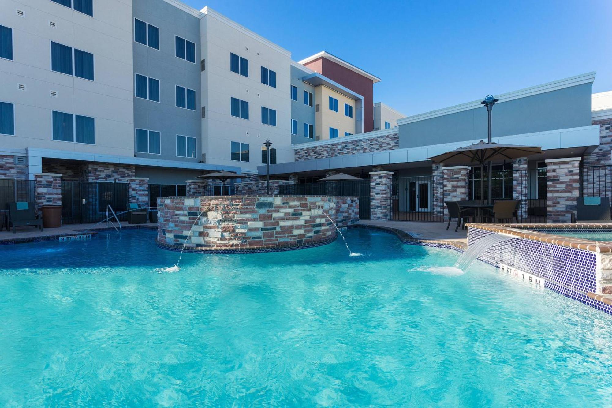 By Marriott West/beltway 8 At Clay Road 3* Houston