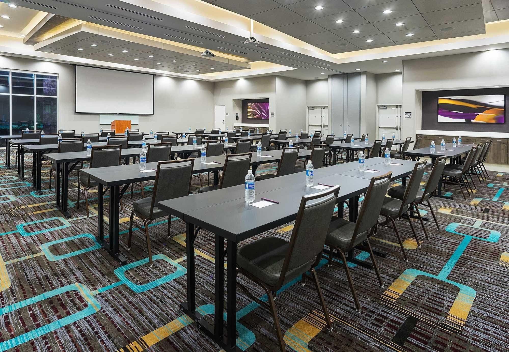 By Marriott West/beltway 8 At Clay Road 3*