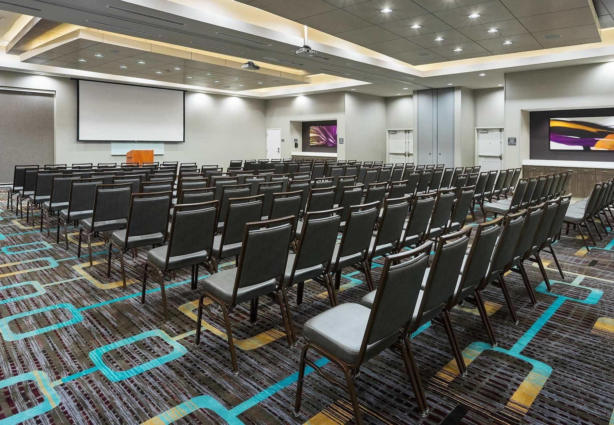 Hotel By Marriott West/beltway 8 At Clay Road