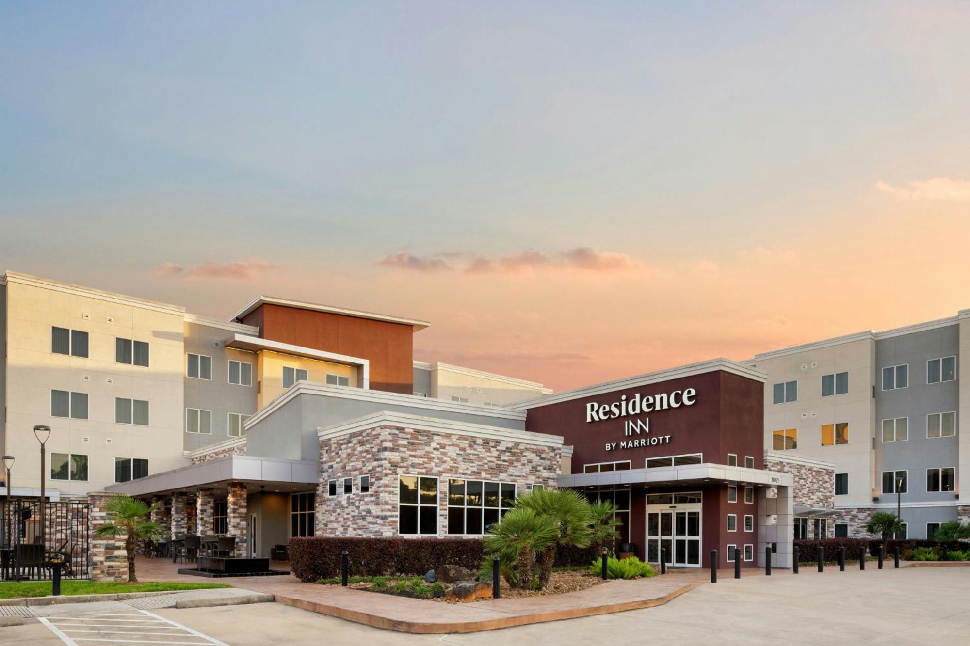 By Marriott West/beltway 8 At Clay Road Hotel
